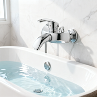 Robinet de baignoire au design moderne avec corps en alliage de zinc et noyau en céramique, idéal pour les baignoires d'hôtels et d'appartements
