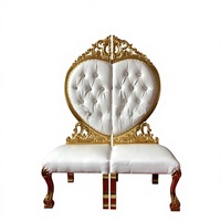 Chaises de mariage en forme de cœur de style européen fabriquées par le fabricant pour la décoration du hall d'hôtel, chaises pour la mariée et le marié en bois massif