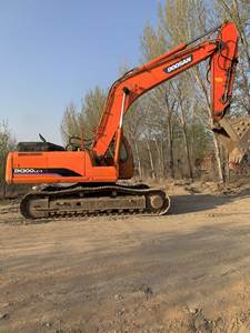 Excavatrices d'occasion Doosan DX225, excavatrice d'origine DX225, équipement lourd en bon état de marche, machines d'occasion. - Product Image 3