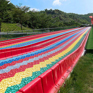 Tobogán de Nieve Arcoíris Personalizado, Tobogán de Plástico Seco para Parque de Diversiones - Product Image 3
