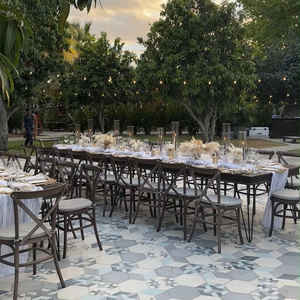 Commercio all'ingrosso hotel impilabile banchetto ristorante all'aperto per feste di nozze <span class=keywords><strong>in</strong></span> <span class=keywords><strong>legno</strong></span> massello <span class=keywords><strong>in</strong></span> <span class=keywords><strong>legno</strong></span> bentwood <span class=keywords><strong>sedie</strong></span> con retro incrociato <span class=keywords><strong>in</strong></span> rattan - Product Image 2