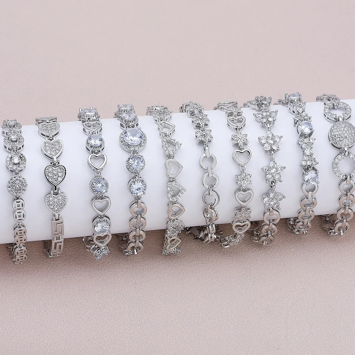 Jin Xiuxing 925 Silver Plated Bracelet Women Fashionable Heart/Bow Shape Cubic Zirconia Wholesale Price Modern Brass Bracelet