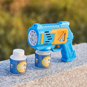 Pistola de burbujas ligera de 10 agujeros, pistola de burbujas automática de arcoíris colorido, pistolas de agua de juguete para exteriores para niños - Product Image 2