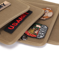 Vente en gros d'usine : Planche de rangement tactique pour badges, 4 pièces, pour l'organisation et l'affichage de badges, en nylon, avec support pour écussons et tapis de présentation, à personnaliser