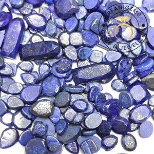 Venta al por mayor de piedras preciosas minerales 100% naturales: Lapislázuli facetado, cuentas cuadradas planas de Lapislázuli Blue Fire pulidas con efecto de cambio de color, Lapislázuli de tercera parte. - Product Image 3