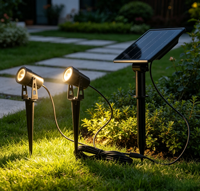 Großhandel Solar-Gartenstrahler mit Erdspieß 2-in-1/4-in-1 Baumbeleuchtung Landschaftsleuchte ABS IP54 2200mAh Akku 4 Modi