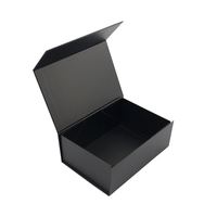 Emballage de luxe personnalisé pour chaussures et vêtements, boîte de couleur personnalisée, boîte cadeau magnétique avec logo personnalisé, gaufrage sur papier