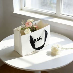 Wholesale Custom Gift Bags Shopping Bag Hard <b>Paper</b> Bag with Your Own Logos - Product Image 1