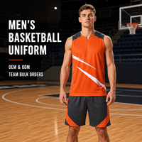 Seragam Basket Pria Garis Oranye Abu-abu Kustom, Set Jersey Jaring Bernapas dengan Kerah Notch untuk Pertandingan Liga Bola Basket