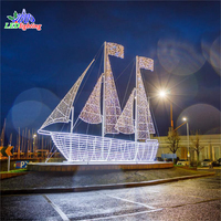 Grand voilier géant extérieur illuminé par LED 3D pour décoration de festival de vacances de qualité commerciale