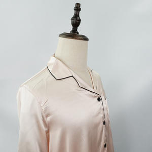 Venta al por mayor, entrega rápida de ropa de dormir y camisón de poliéster suave y cómodo para mujer - Product Image 6