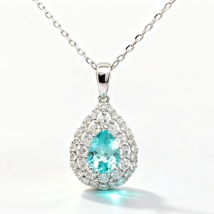 Joyería UM, Colgante de Plata 925 Chapado en Oro de 18K con Gema Paraiba Cultivada en Laboratorio en Forma de Pera para Uso Diario, Graduación, Cadena no Incluida - Product Image 1