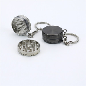 Molinillo de 2 Capas con Diseño de Llavero, <span class=keywords><strong>Mini</strong></span> Molinillo de Aleación de Zinc para Especias, Tabaco y Hierbas, Accesorios para Fumar - Product Image 3