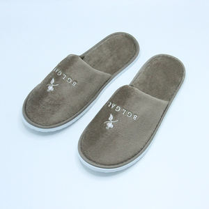 بيع بالجملة شبشب باديكير مغلق من الأمام للاستعمال مرة واحدة في غرفة المنتجع الصحي - Product Image 1