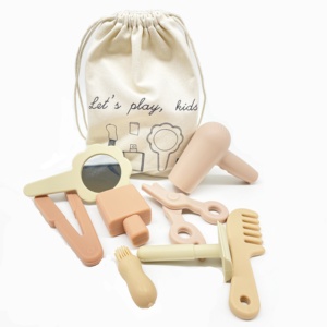 Nuevo conjunto de salón de belleza <span class=keywords><strong>para</strong></span> <span class=keywords><strong>niñas</strong></span>, juego de simulación de silicona, kit de corte de pelo <span class=keywords><strong>para</strong></span> estilista, juguetes de peluquería con juego de secador de pelo - Product Image 5