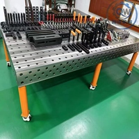 Plateforme de soudage flexible 3D sur mesure, table de travail en acier nitrué série D16/D28 pour le positionnement de soudage industriel