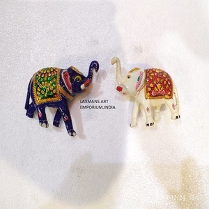 Estatuas de elefante pintadas a mano de metal, de la india - Product Image 1