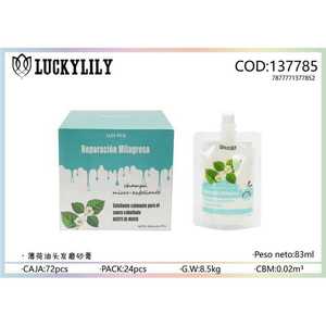 Fornitore sfuso disponibile Shampoo esfoliante lenitivo per il cuoio capelluto menta e olio dell'albero del tè Gel antiforfora detergente con acido salicilico - Product Image 1