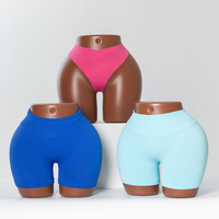 Mannequin féminin classique aux formes généreuses, personnalisable, avec hanches et fesses prononcées, idéal pour la présentation de vêtements - Grande Vente