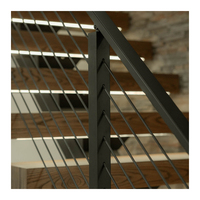Kit d'escalier droit monopoutre moderne sur mesure pour intérieur, avec marches en bois écologiques et garde-corps à câbles, pour rénovation résidentielle