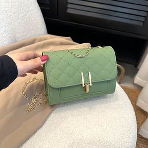 Bolso de cadena acolchado, nuevo estilo de verano 2026, bolso cuadrado pequeño, textura de costuras sencillas, bolso de hombro, bolso de mujer estilo INS. - Product Image 3