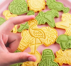 8 pièces/boîte Tropical Beach Cookie Cutter Set de 8 pièces Embosser Timbres Flamingo Lunettes de soleil <span class=keywords><strong>Cactus</strong></span> Coconut Tree Beach - Product Image 2