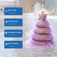 Bombe de bain effervescente personnalisée OEM ODM Myrtille Arbre de Noël 100g, Étiquette privée personnalisée, Hydratante et Adoucissante, Coffret cadeau spa