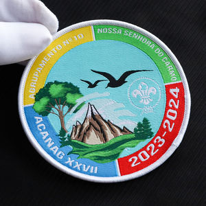 ป้ายติดเสื้อผ้า ป้ายแบรนด์สั่งทำ ออกแบบโลโก้ 3 มิติ แบบติดตีนตุ๊กแก ผ้าทอ ป้ายรีดติดเสื้อผ้า - Product Image 1