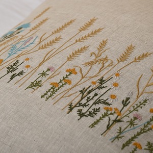 Housse <span class=keywords><strong>de</strong></span> coussin carrée personnalisée <span class=keywords><strong>en</strong></span> <span class=keywords><strong>lin</strong></span>, couleur unie, broderie décorative avec bordure à pompons pour salon - Product Image 2