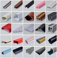Fabricant d'extrusion plastique OEM, profilé de garniture de porte et de fenêtre en plastique sur mesure