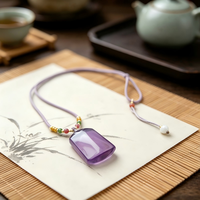 Collier tendance avec pendentif carré minimaliste en améthyste, bijou géométrique en pierre violette naturelle