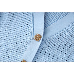 高品质时尚优雅精品批发蓝色针织女装秋季v领喇叭袖上衣鱼尾裙 - Product Image 5