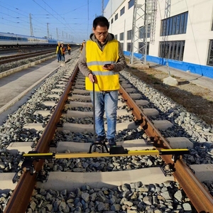 Règle ferroviaire de jauge de voie de jauge de rail à affichage numérique mobile - Product Image 2
