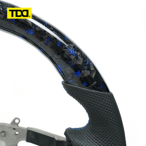 พวงมาลัยคาร์บอนไฟเบอร์แท้ TDD สำหรับรถยนต์นิสสัน Y61 - Product Image 4