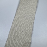 Sangle en polyester de haute qualité en stock pour la fixation des matelas et des canapés