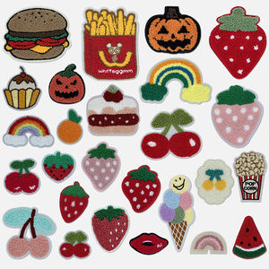 Patchs brodés personnalisés à coudre ou thermocollants mignons : fraises, cerises, citrouilles d'Halloween, hamburgers, frites - Product Image 4
