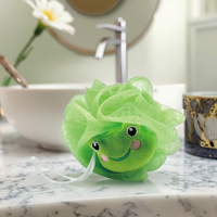 Éponge de bain exfoliante en forme de grenouille avec matériau en filet PE pour le nettoyage du corps et type de boule parfait 12x8.1x5cm