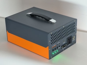 Stazione di Alimentazione Portatile 1005WH con Batteria al Litio, Generatore Solare AC 300W Onda Sinusoidale Pura, Utilizzabile per Ricaricare Telefoni/Luci/Ventilatori - Product Image 4