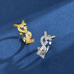 แหวนตัวอักษรประดับเพชรเต็มวง ดีไซน์หรูหรา ชุบทองแท้ ปรับขนาดได้ แหวนเพชรคิวบิกเซอร์โคเนียสำหรับผู้หญิง ของขวัญวันเกิด - Product Image 4