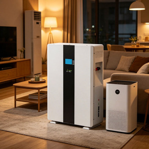 Bateria de Armazenamento de Energia Inteligente Montada na Parede para Casa, Bateria LiFePO4 51.2V 100AH para Sistema Solar Residencial - Product Image 1