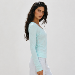 Blusa de punto transparente con cuello en V para mujer, de manga larga, ecológica, holgada, informal y ligera - Product Image 4