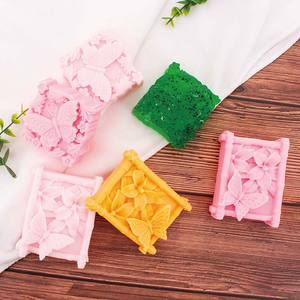 Modelling of the Garden Bathroom Cheap Homemade Perfumed All Natural Bar Handmade Wholesale <strong>Soap</strong> - Product Image 5