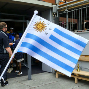 Drapeaux à main en polyester pour l'Uruguay et <span class=keywords><strong>six</strong></span> pays d'Amérique du Sud, vente en gros 2026, décoration pour la fête nationale - Product Image 3