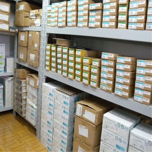 Condensador cerámico MLCC CL10B224KB8VPNC de 220nF, 50V, 10% de tolerancia, compatible con ROHS. - Product Image 1