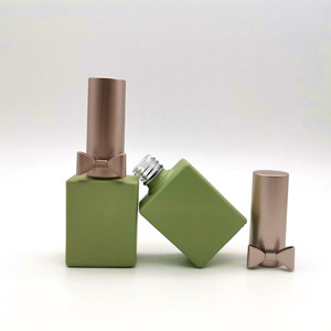 2020 Venta caliente vacío mariposa lazo parte superior <span class=keywords><strong>de</strong></span> oro botellas <span class=keywords><strong>de</strong></span> esmalte <span class=keywords><strong>de</strong></span> <span class=keywords><strong>uñas</strong></span> lindo <span class=keywords><strong>para</strong></span> los niños - Product Image 5