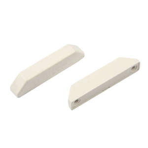 Interruttore di contatto magnetico montato in superficie per la sicurezza di porte e finestre - Product Image 1