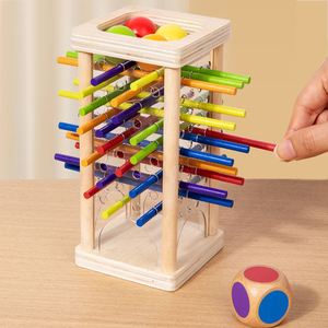 Jeu de société Montessori classique en bois avec tours de bâtonnets, dés et balles pour tout-petits garçons et filles - Product Image 6