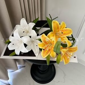 ดอกลิลลี่ประดิษฐ์สีฟ้า ดอกไม้ผ้าไหมสำหรับจัดตกแต่งงานแต่งงาน ตกแต่งบ้าน อุปกรณ์ประกอบฉากถ่ายภาพกลางแจ้ง - Product Image 3