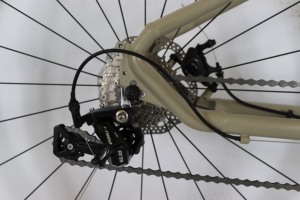 批发11速700C成人公路赛车铝合金700C公路自行车带盘式制动器 - Product Image 5