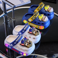 Sandales et Chaussures de Jardin d'Été Lumineuses pour Enfants, Sabots à Enfiler Garçon avec Motif Dessin Animé, Trous Lumineux pour l'Été